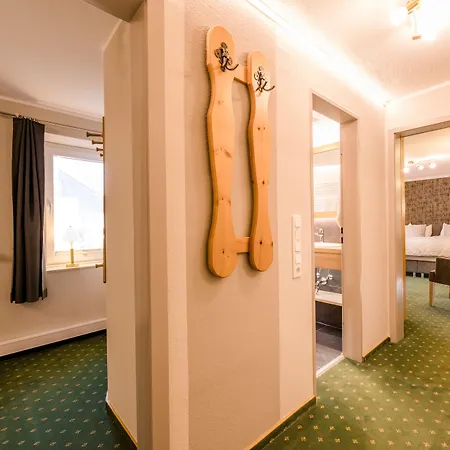 Sauerlaender Hof فندق 3*