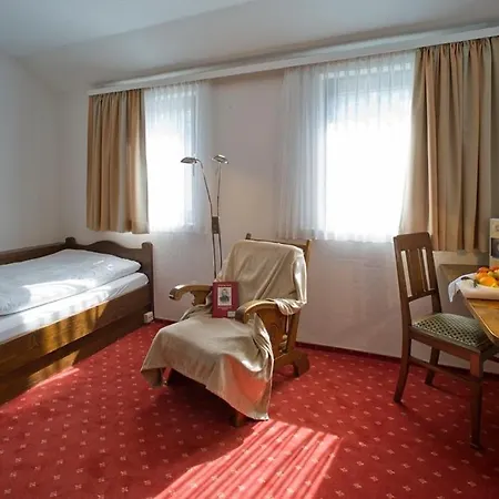 Sauerlaender Hof 3* إسلوهي