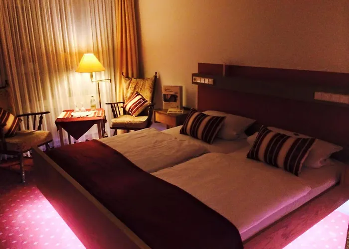 Sauerlaender Hof 招待所 3*