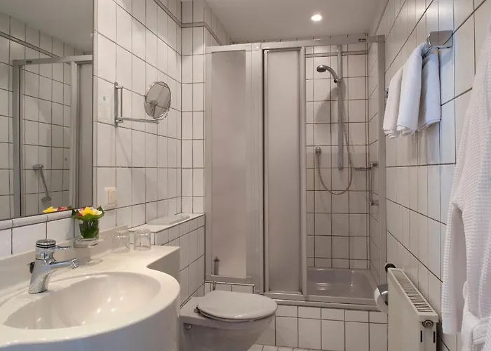 招待所 Sauerlaender Hof 3*